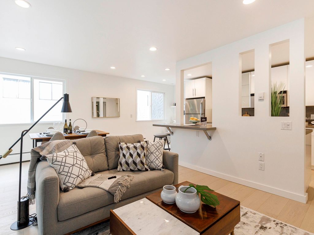 listing image 1106096158746448031