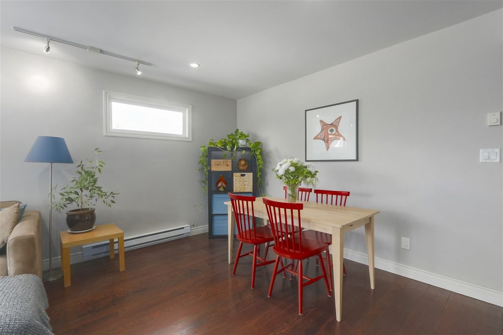 listing image 1109309587388009420