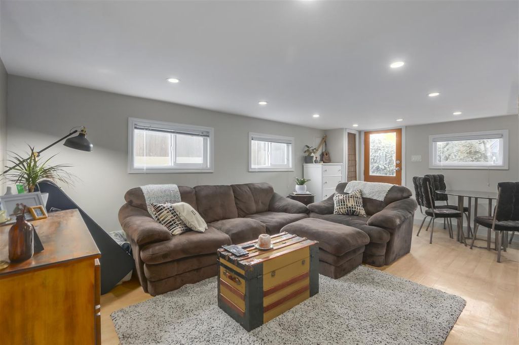 listing image 1108602681423069558