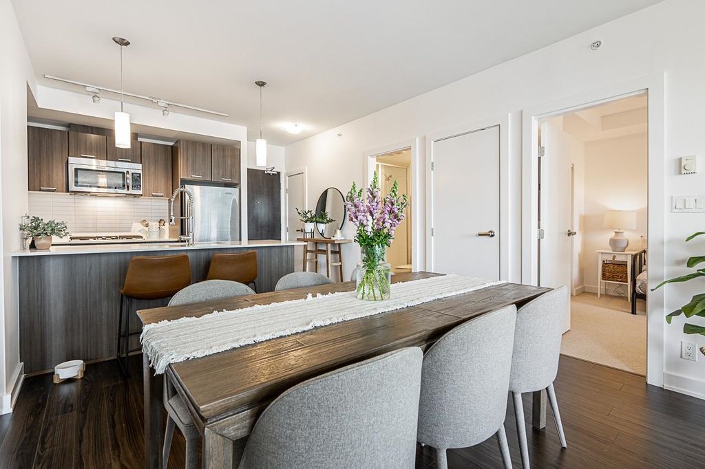 listing image 1109134818125118577