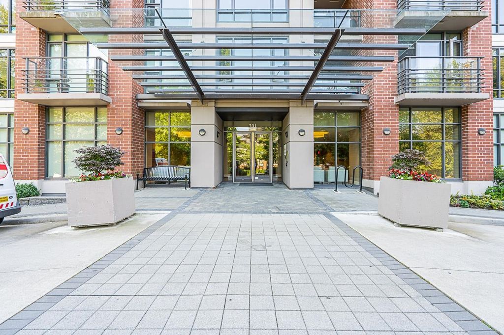 listing image 1104985829223384862