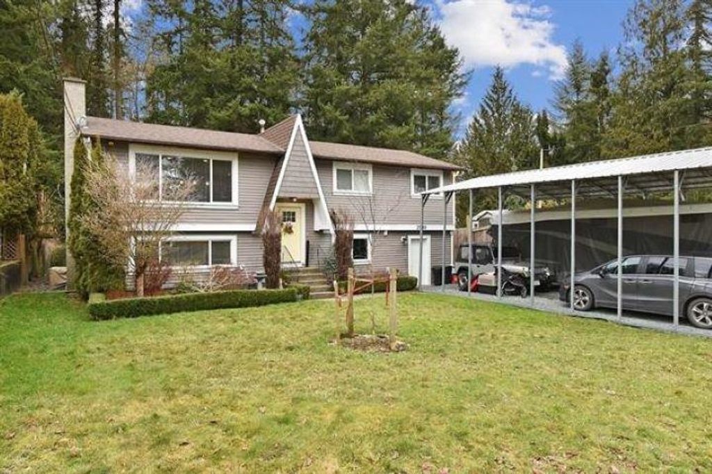 listing image 1109599812200887334
