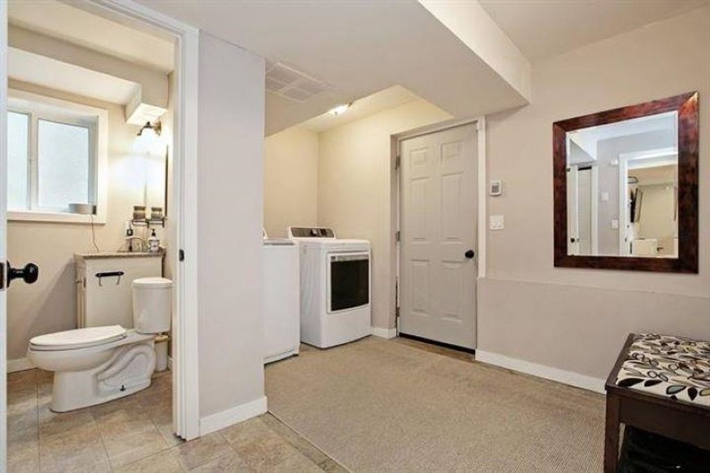 listing image 1106945082619433511