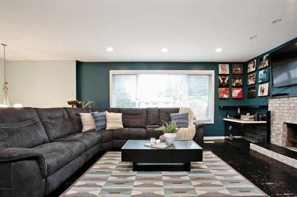 listing image 1105174859494190970