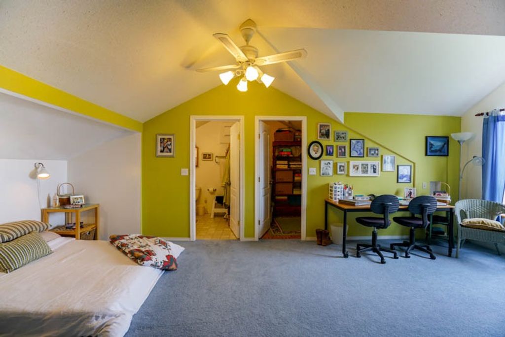 listing image 1109364121554016569