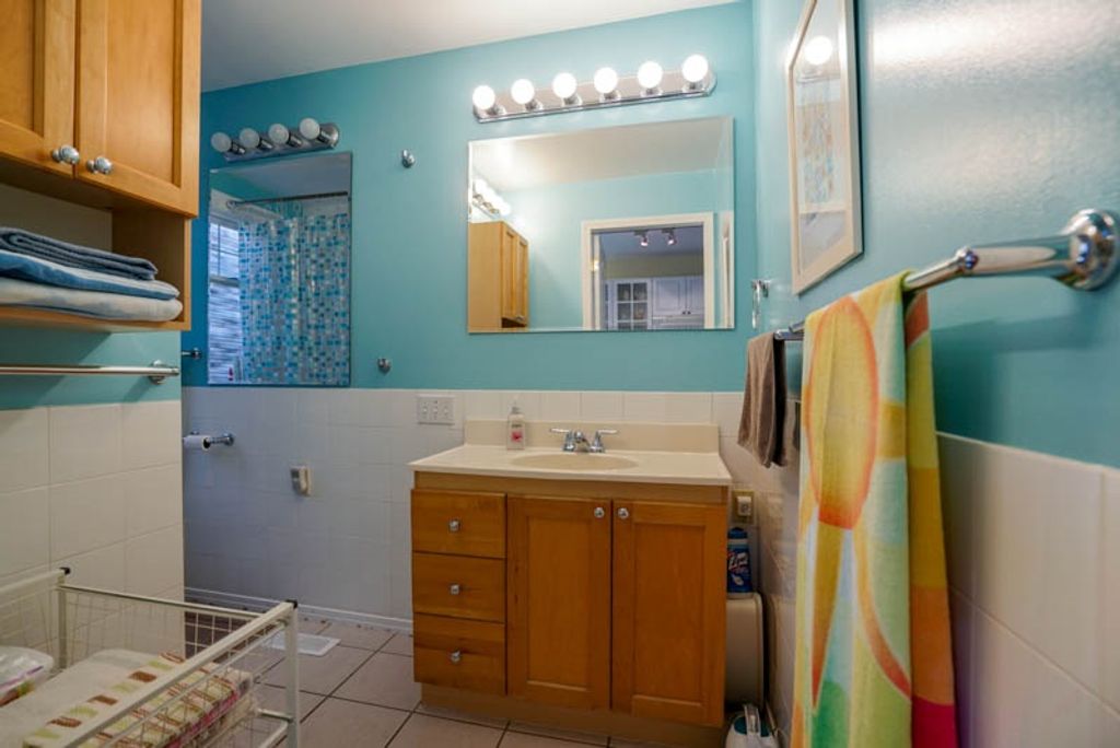 listing image 1100638312448663321