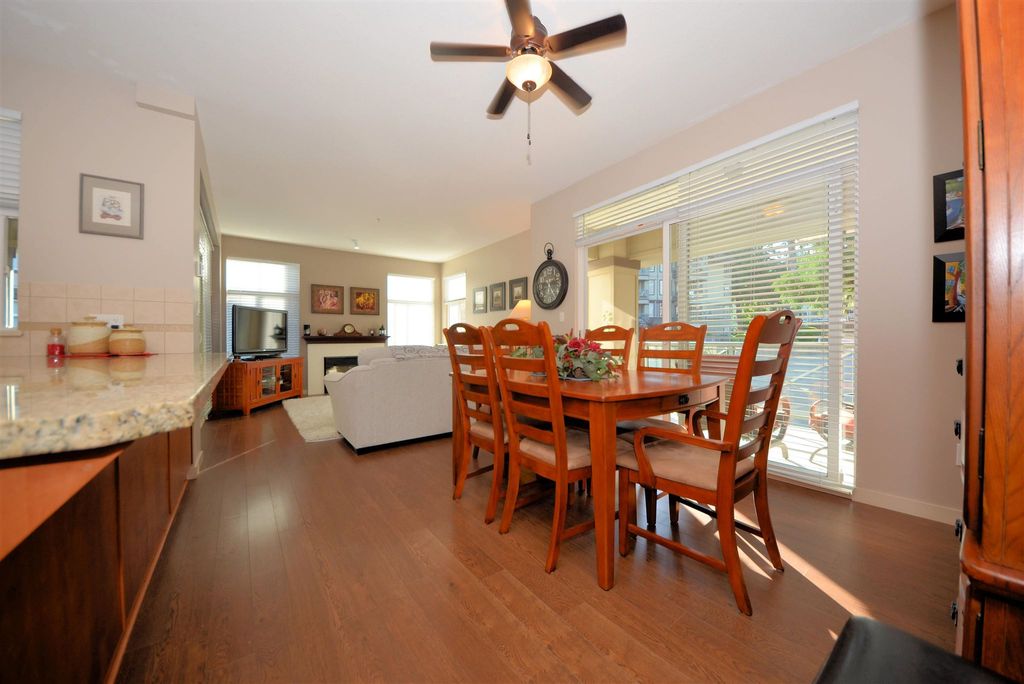 listing image 1109701906349315256