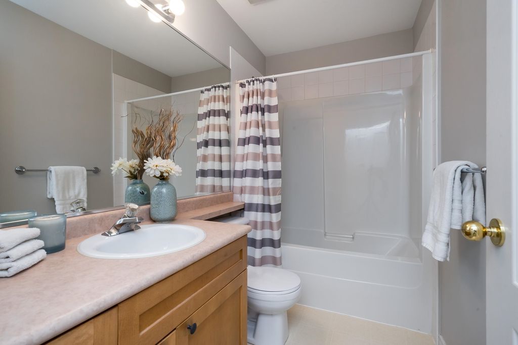 listing image 1101826829513776489