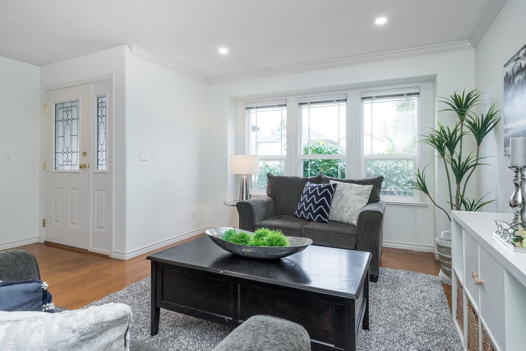 listing image 1105068853505253354