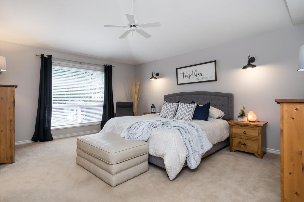 listing image 1104530182227600143