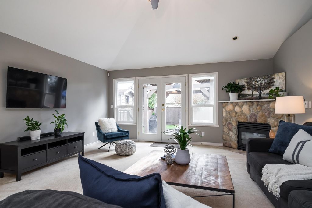 listing image 1107809235102461419