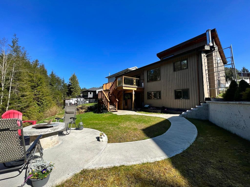 listing image 1102911557509977712