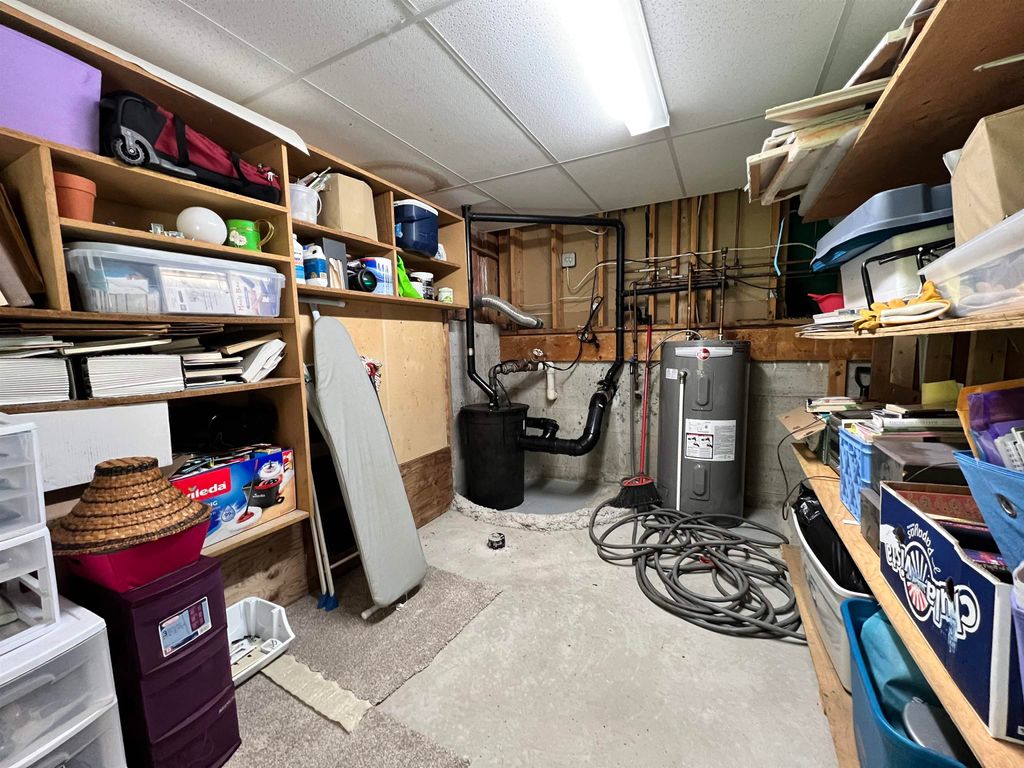 listing image 1105399705442061630