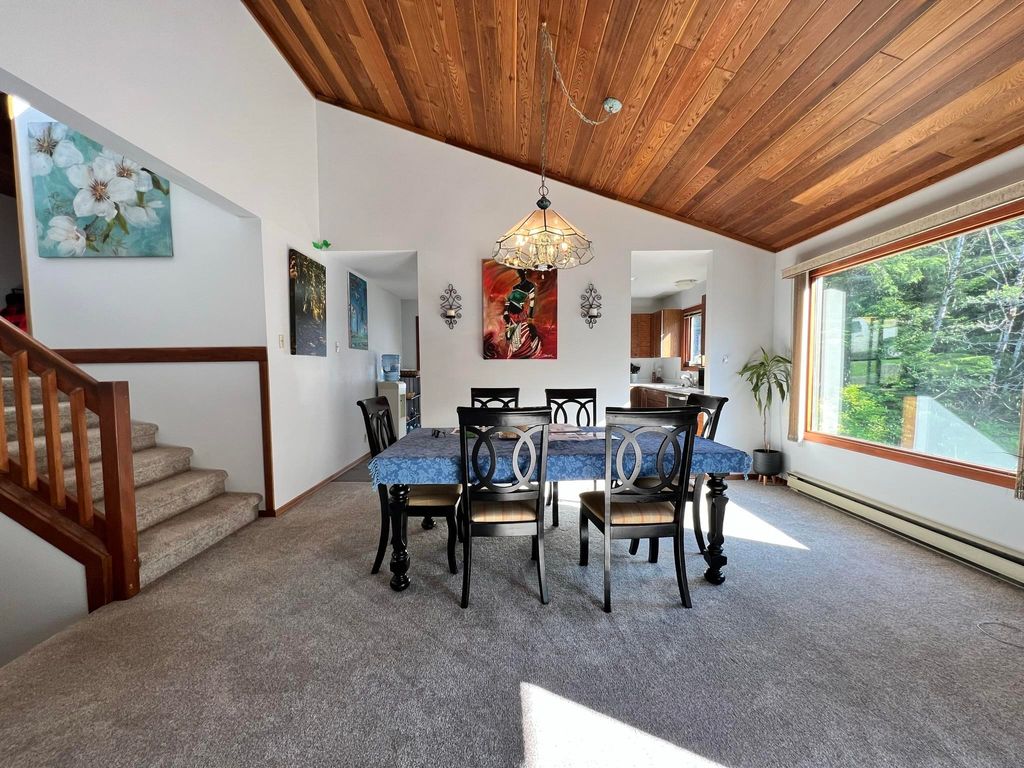 listing image 1109095802333434505