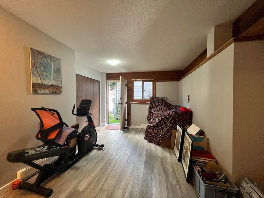 listing image 1106725044707433518