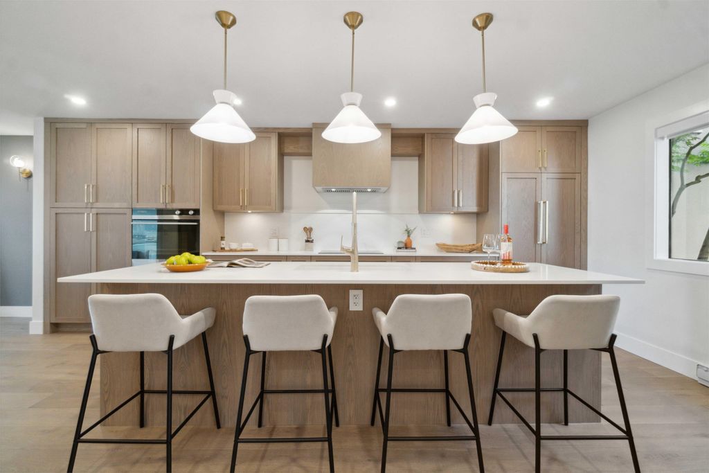 listing image 1100069233248268773