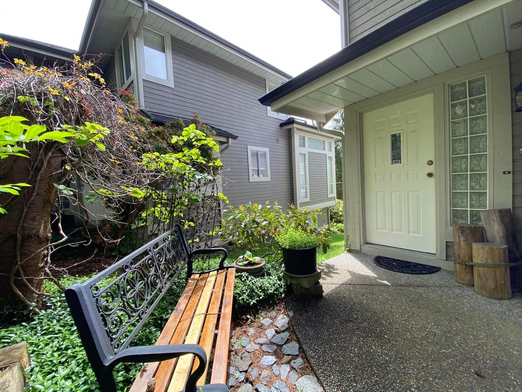 listing image 1101592229810212796