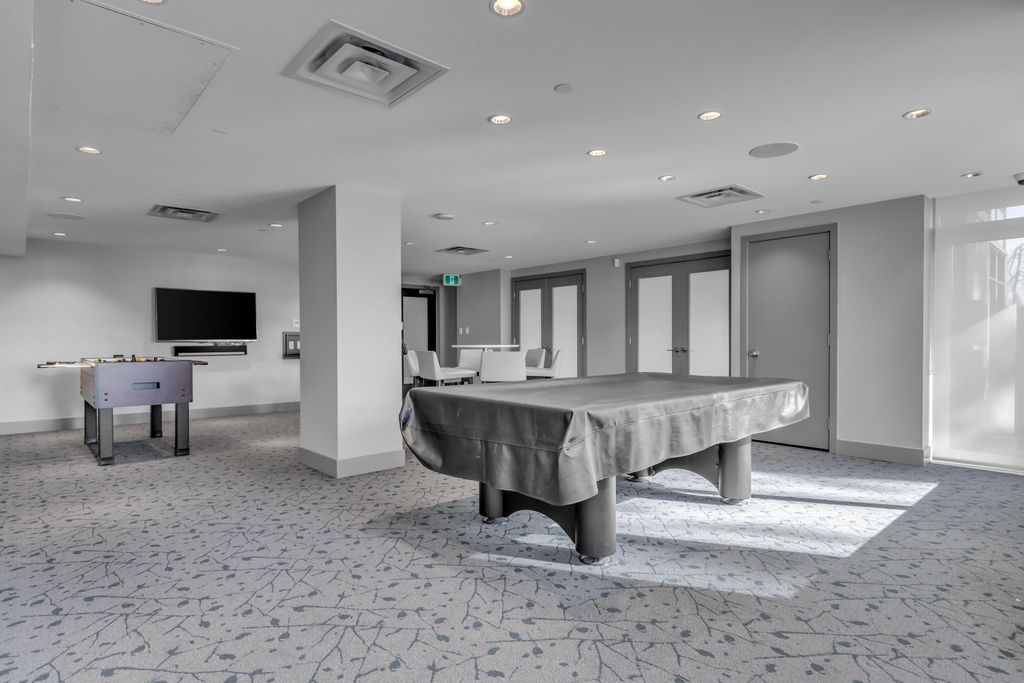 listing image 1108060186121868230