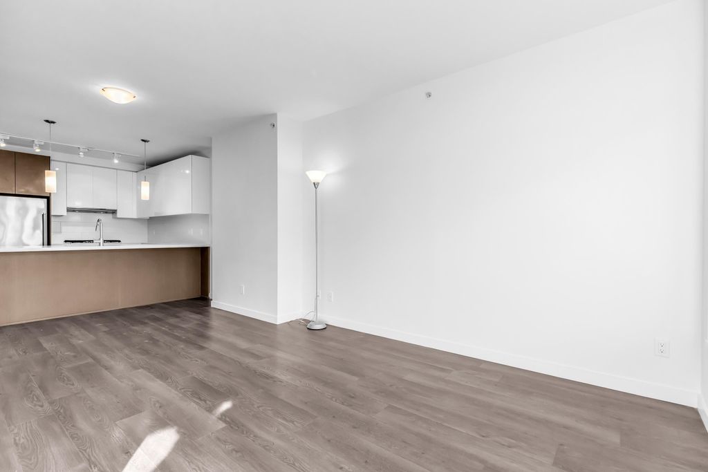 listing image 1108495820201564181