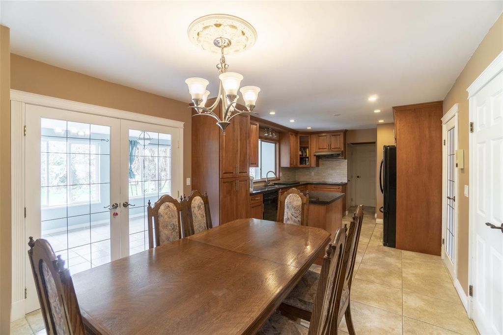 listing image 1104939885299412249