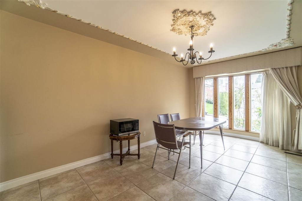 listing image 1107514354347974560