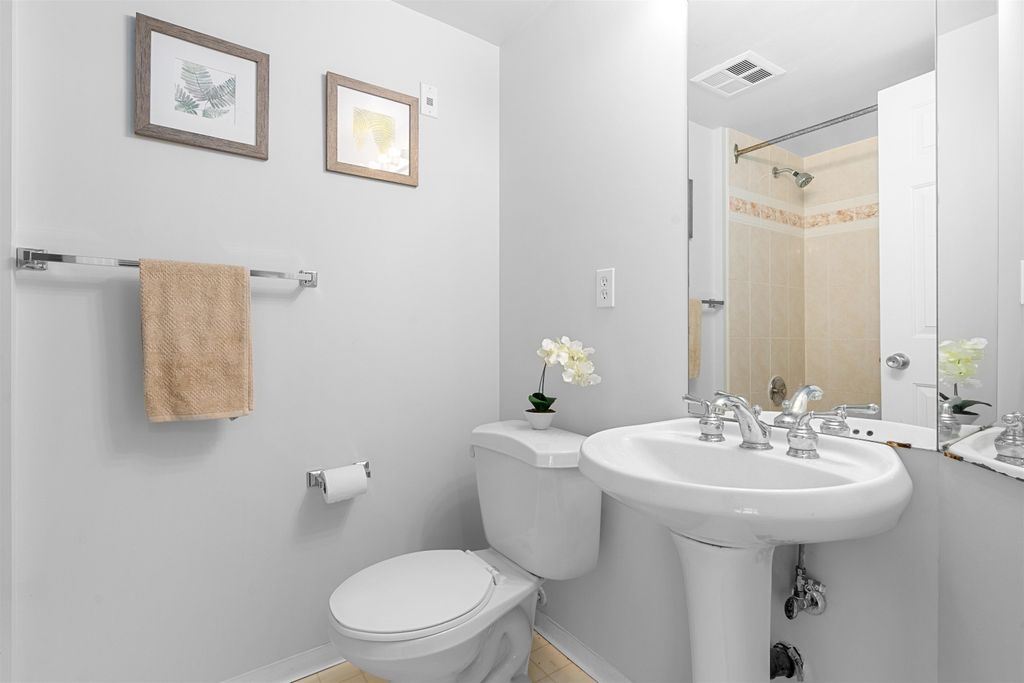 listing image 1106125572563486715
