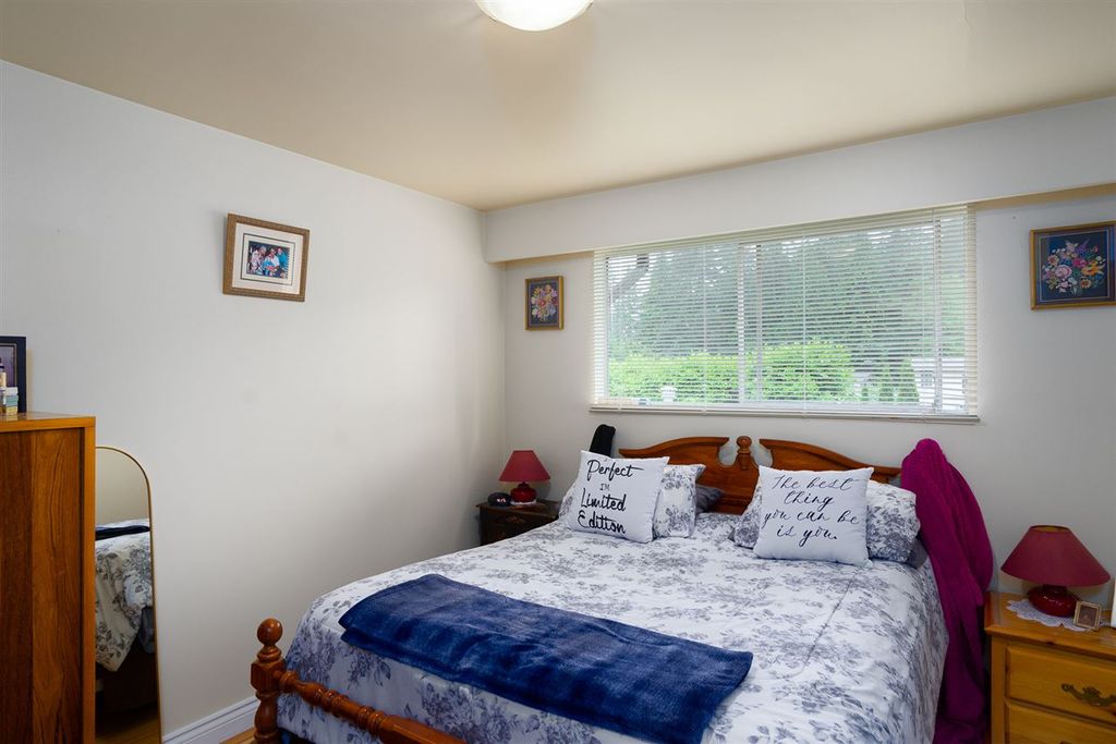 listing image 1108403208878010934