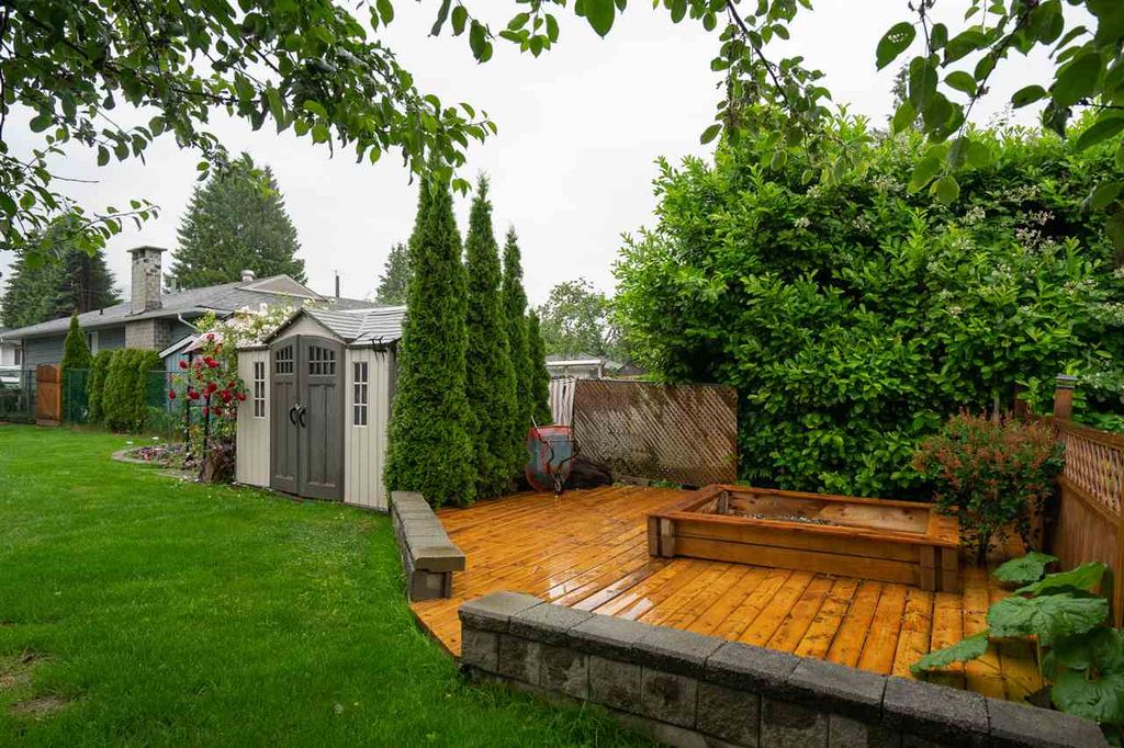 listing image 1106415167552323677