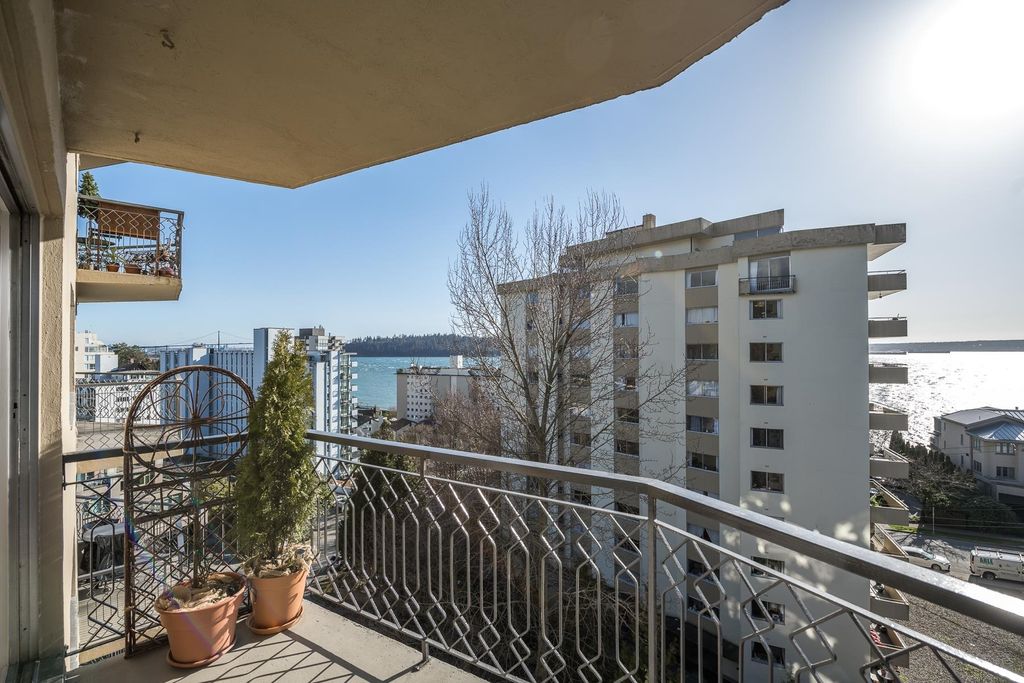 listing image 1103575172395762731