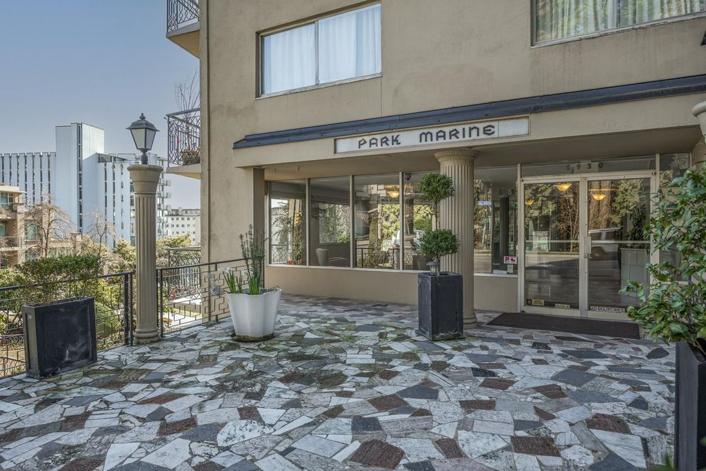 listing image 1101755653251735492