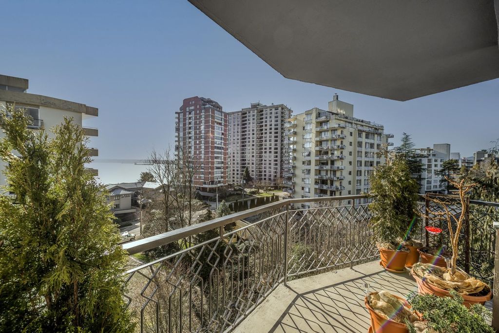 listing image 1108689507848866257