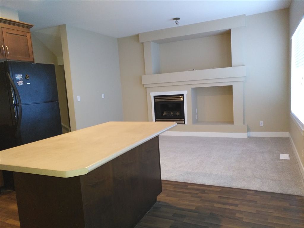 listing image 1109938885686660520