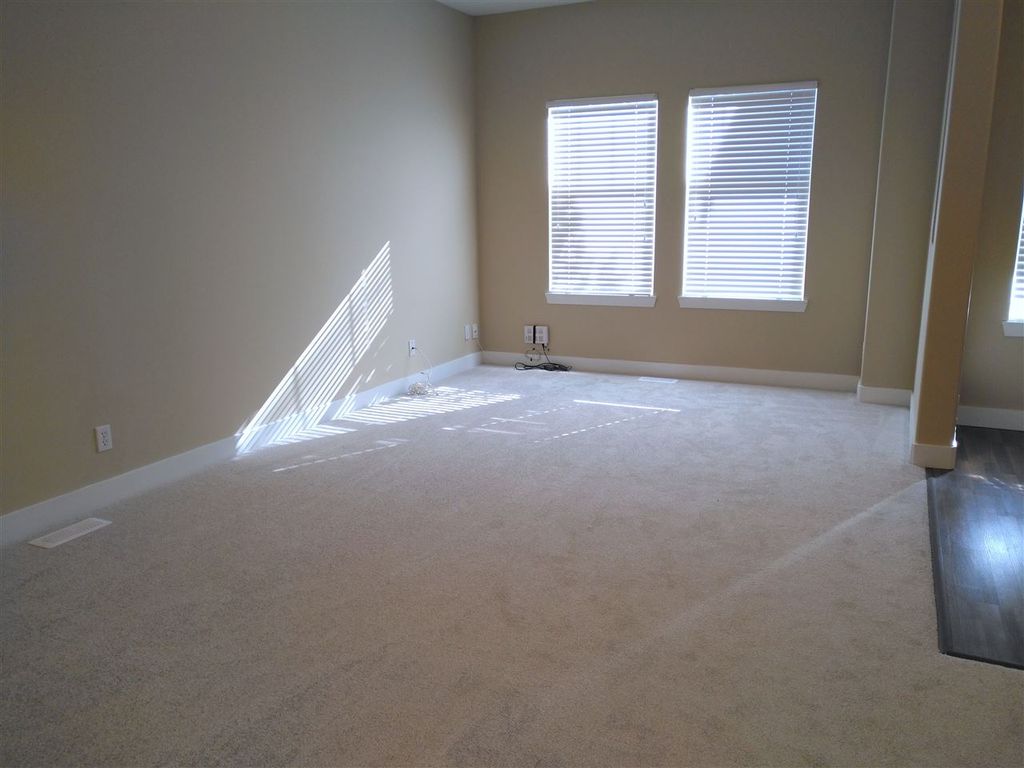 listing image 1101810499583792017