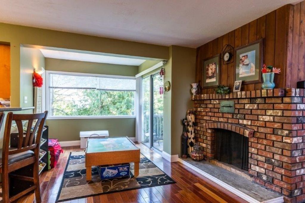 listing image 1109114149467948191
