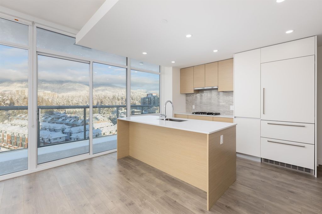 listing image 1102483275502463229