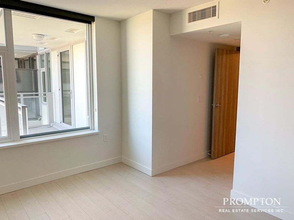 listing image 1101390120785308623