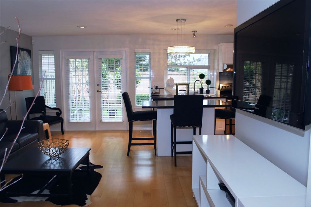 listing image 1103220567905087560