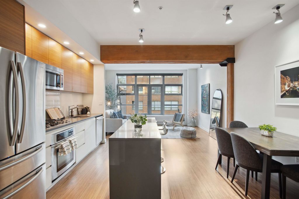 listing image 1101386440571668936