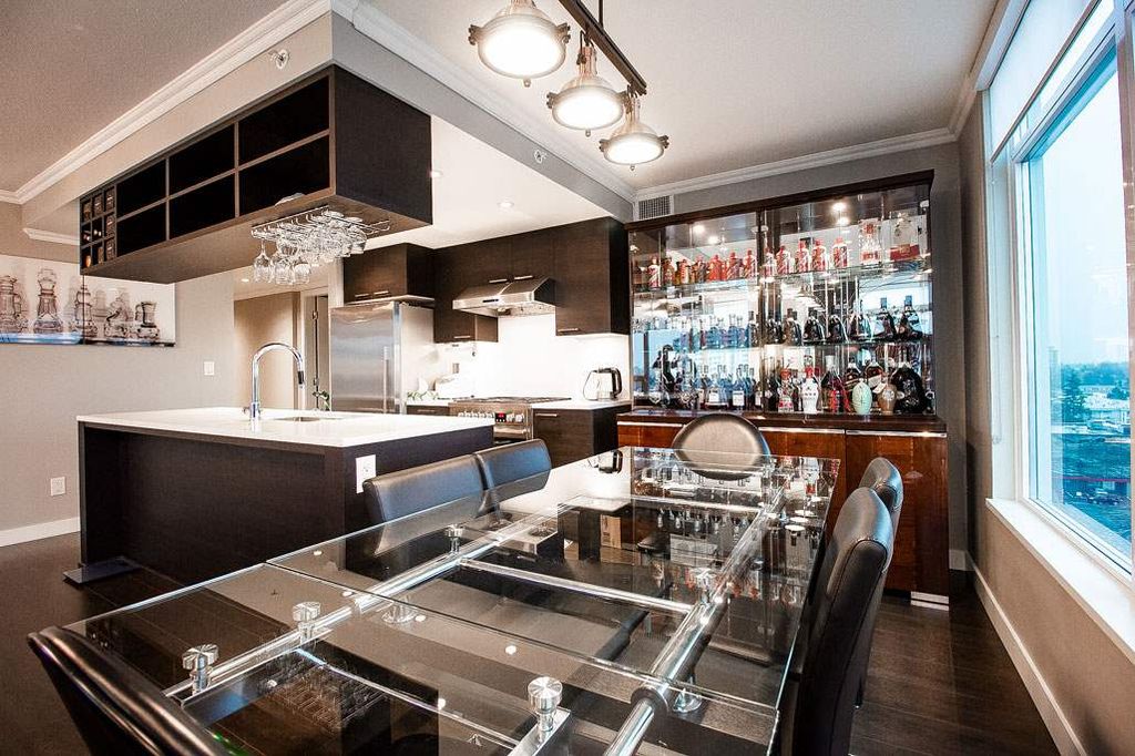 listing image 1101750298809846851