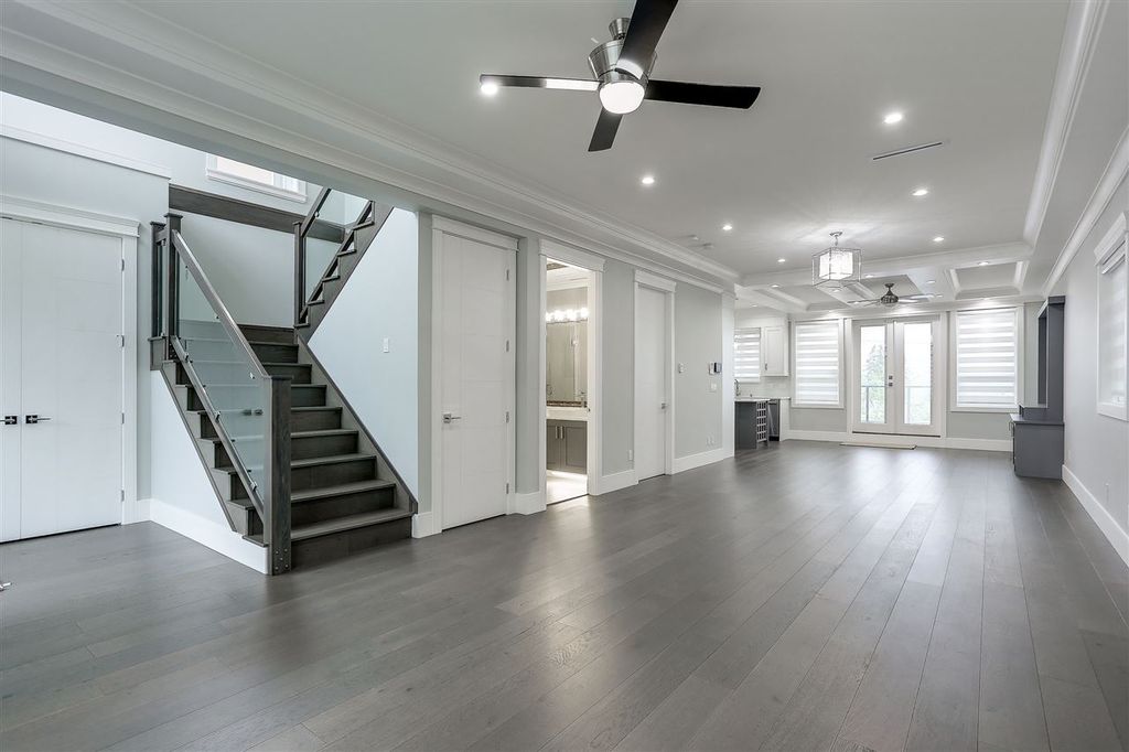 listing image 1101762717694274442