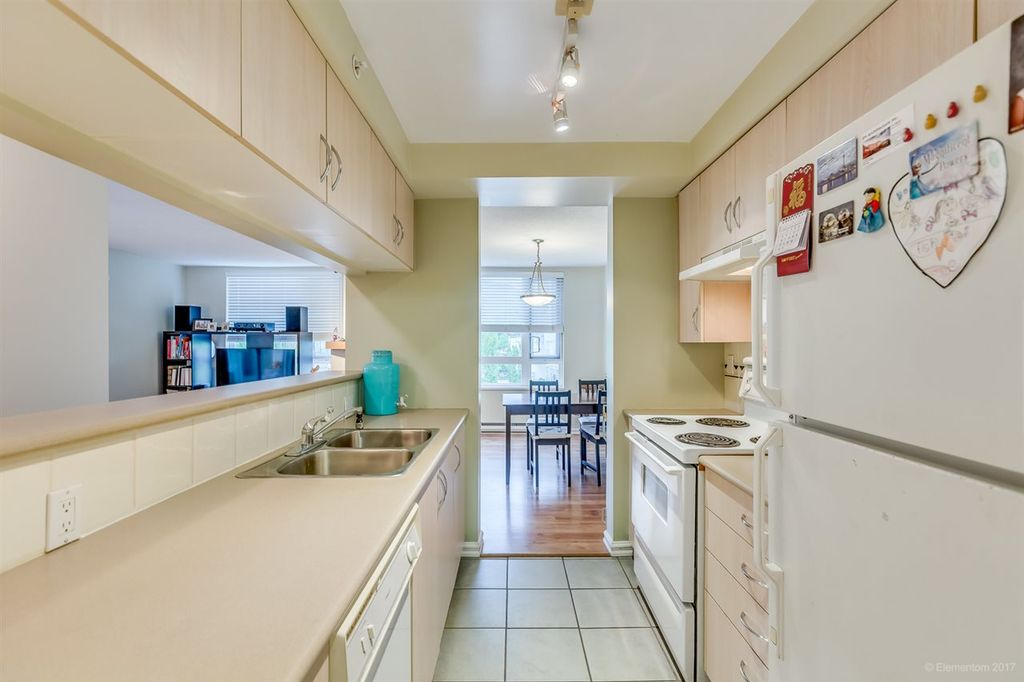 listing image 1109752272332444338