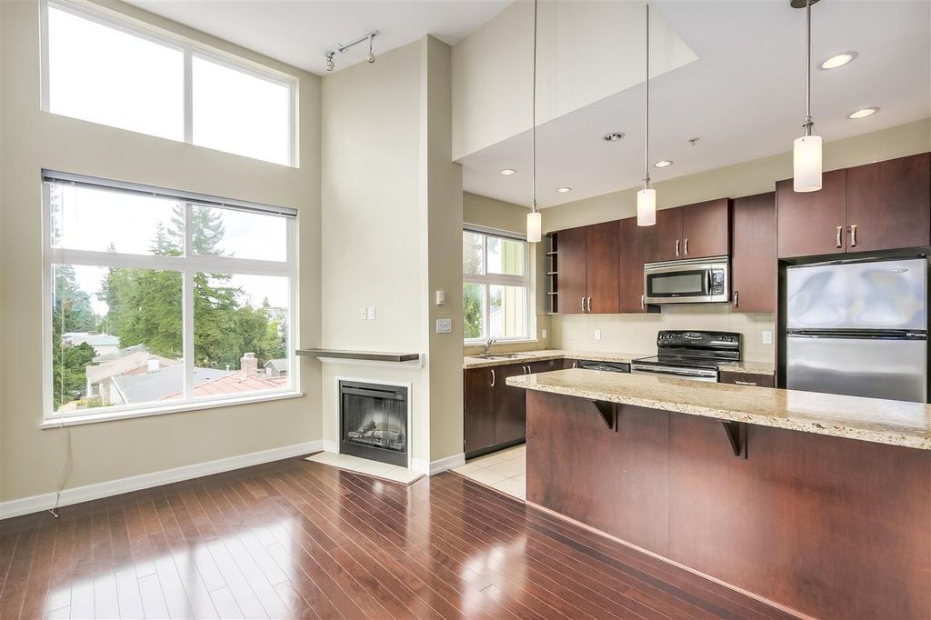 listing image 1102110207352656683