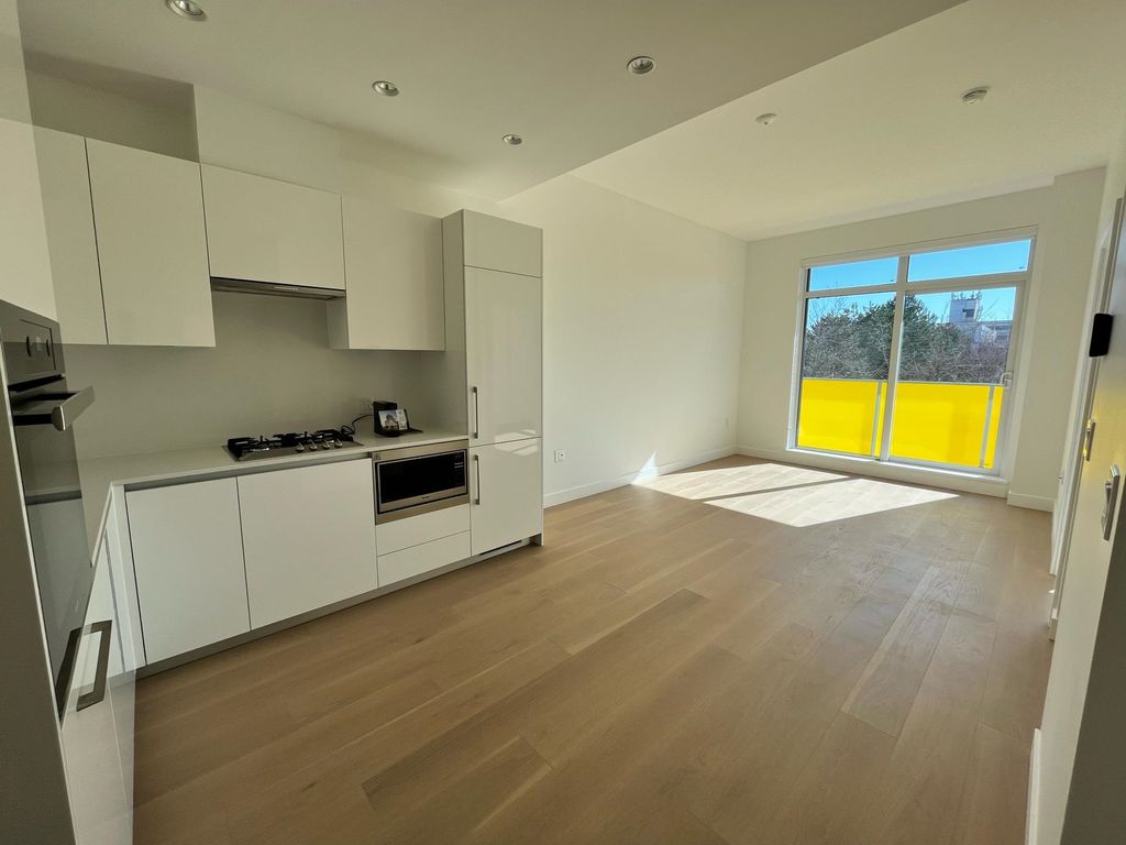 listing image 1101831482892585244