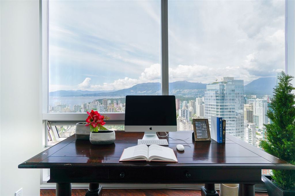 listing image 1103900929832961409