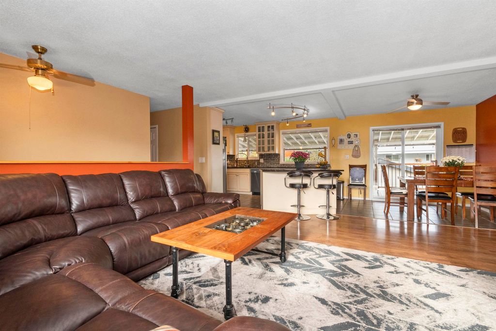 listing image 1105003065160007233