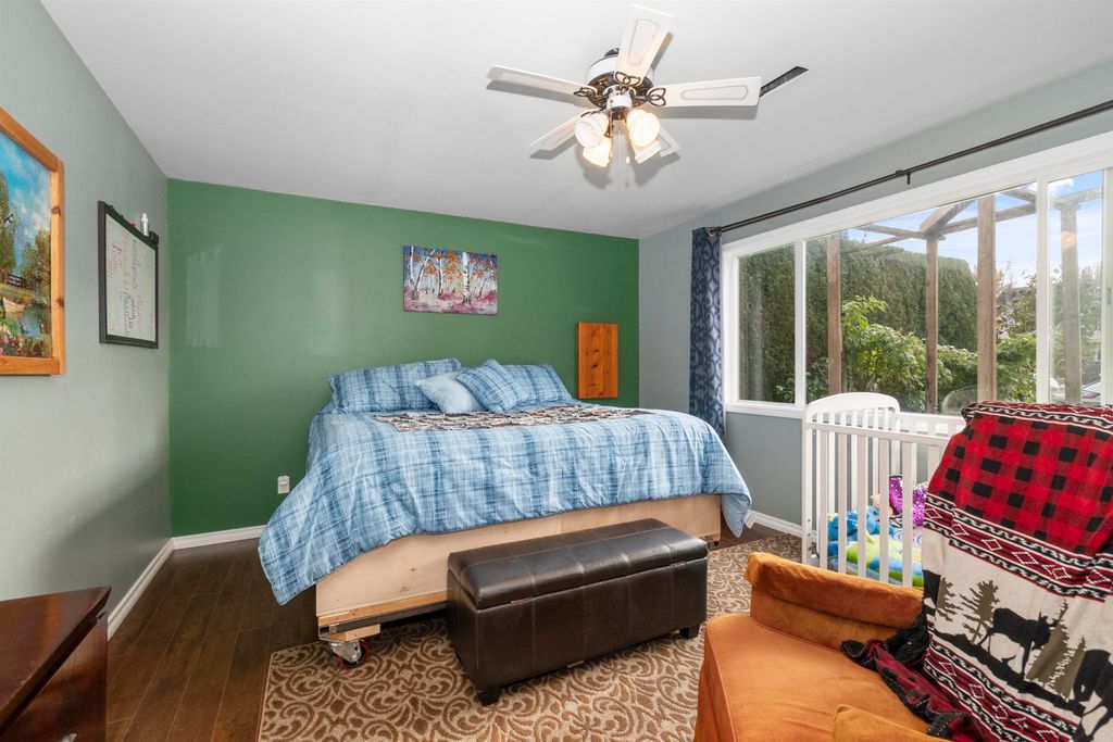 listing image 1107217780440314359