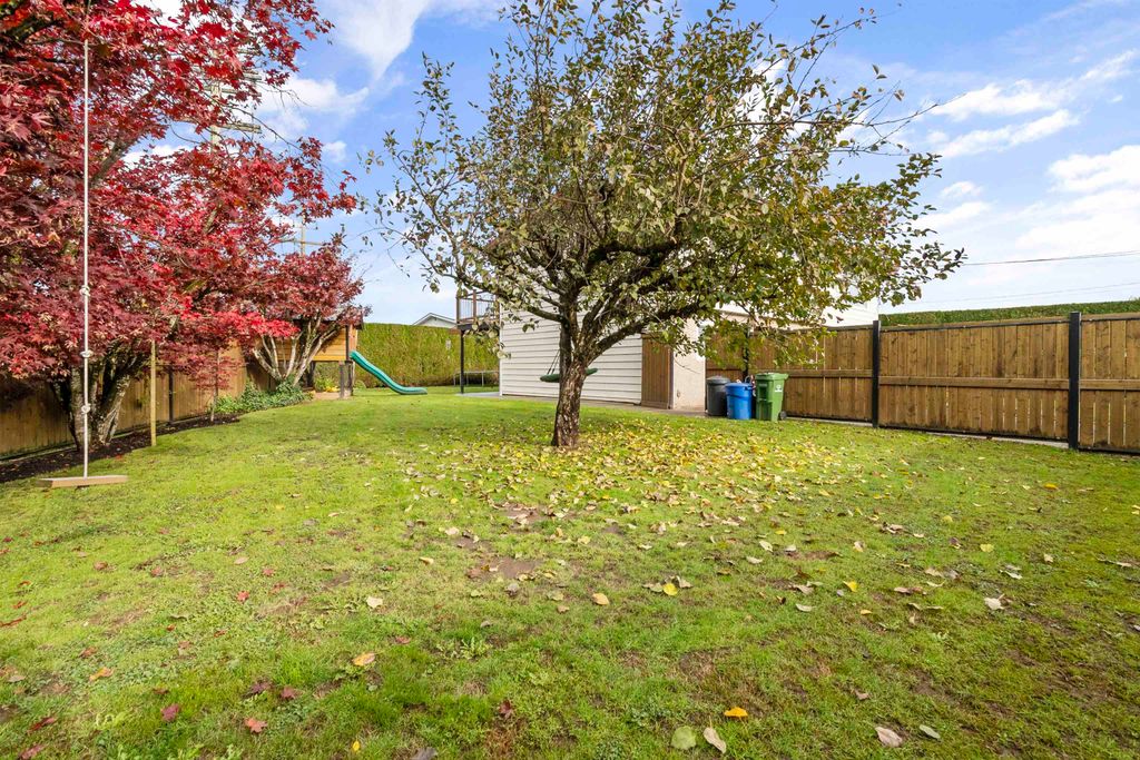 listing image 1102823438035643777