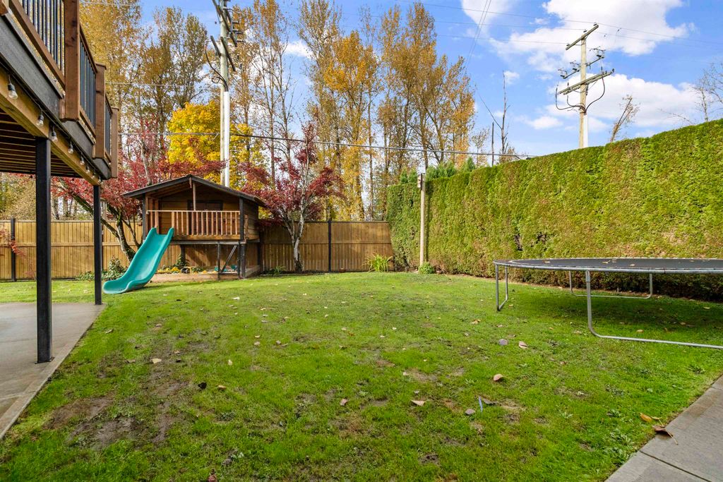 listing image 1100626585216222354