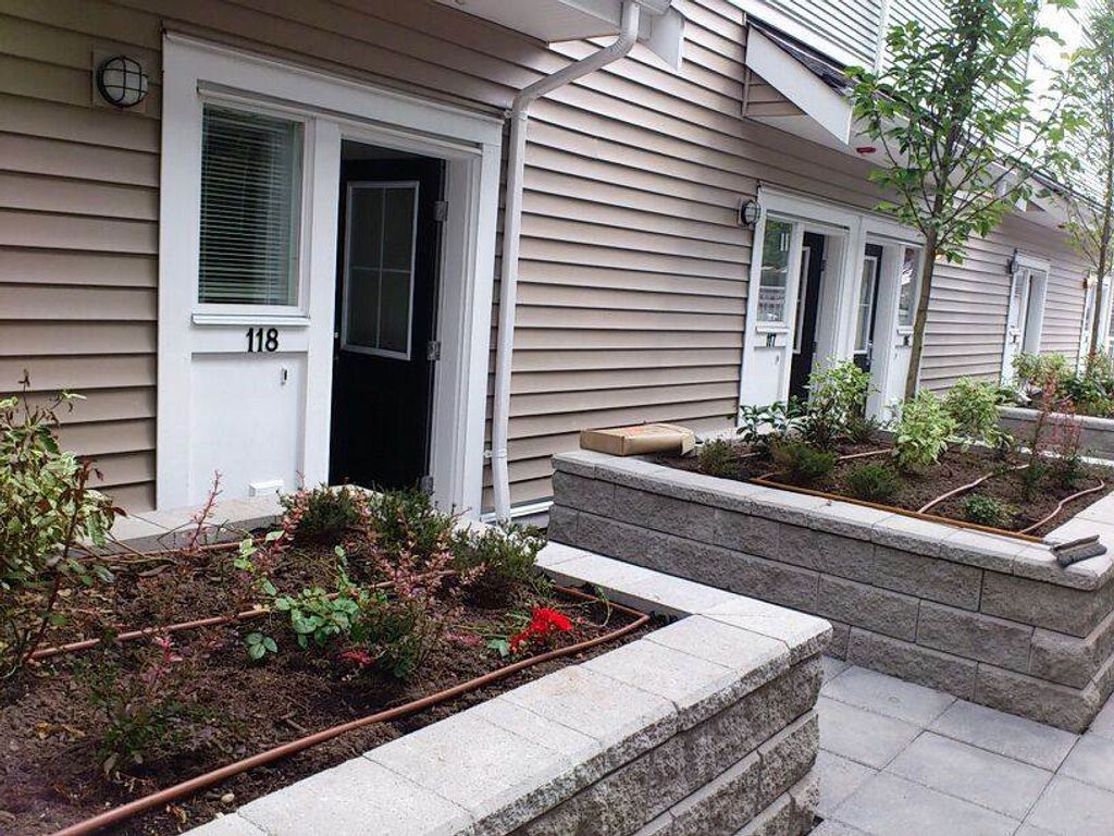 listing image 1105761014309440272