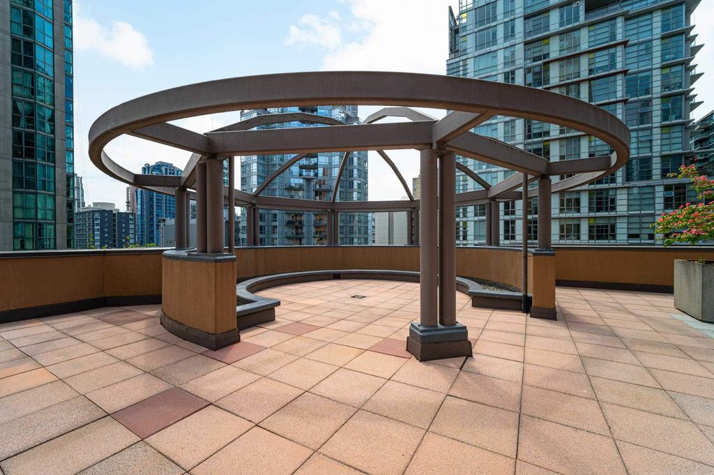 listing image 1103984486253340836